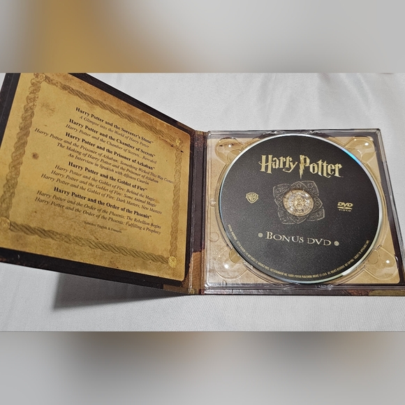 Harry Potter DVD Collector Set - Picture 9 of 16